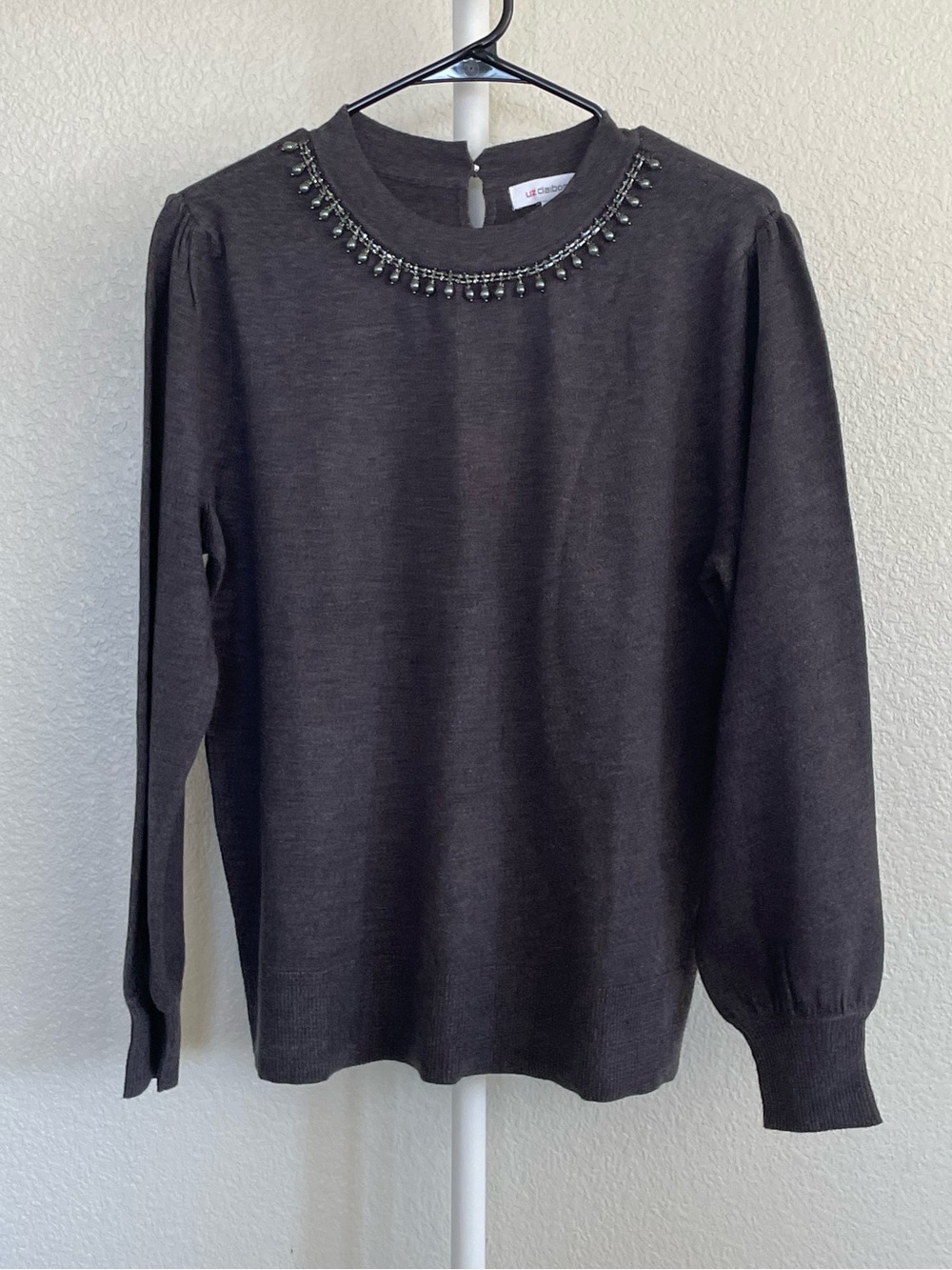 Liz Claiborne Crew Neck Embellished Long Sleeve Pullover Sweater Large